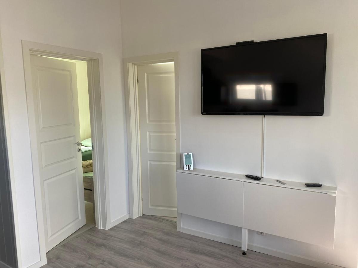 Feriehus Med Sjoutsikt Satra Экстерьер фото